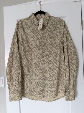 NWT Men’s Slim Fit Dress Shirt